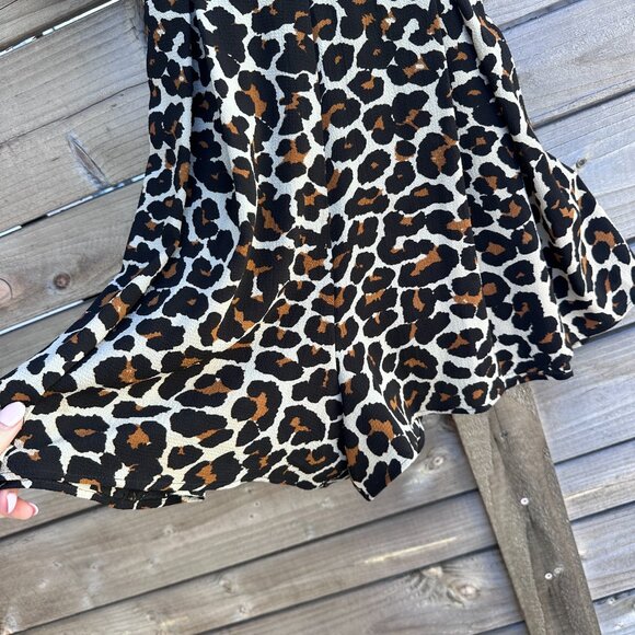 Show Me Your Mumu Tallara Low Cut Animal Print Cheetah Romper Dress - S - Picture 6 of 6